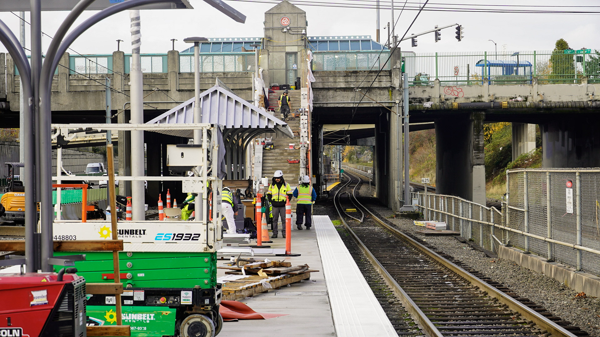 Full station renovation nears completion as NE 82nd Ave MAX Station ...